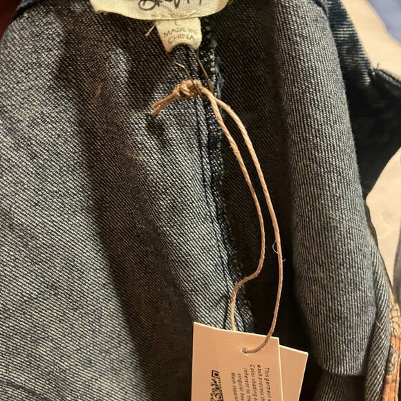 NWT BlueVelvet Denim Capri Overalls with Mixed Patches in Denim Size LARGE - Picture 8 of 12